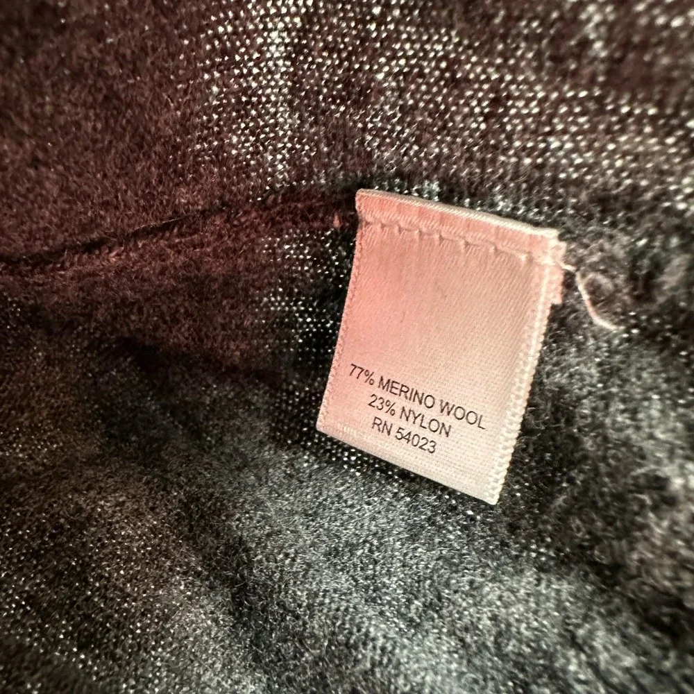 Banana Republic size large long sleeve pullover sweater italian yarn merino wool